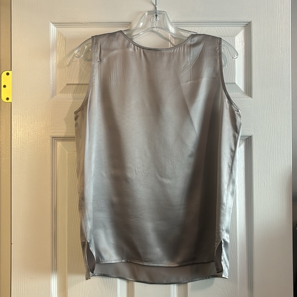 100% Silk Pearl Gray Sleeveless Top / Cami - Picture 5 of 9
